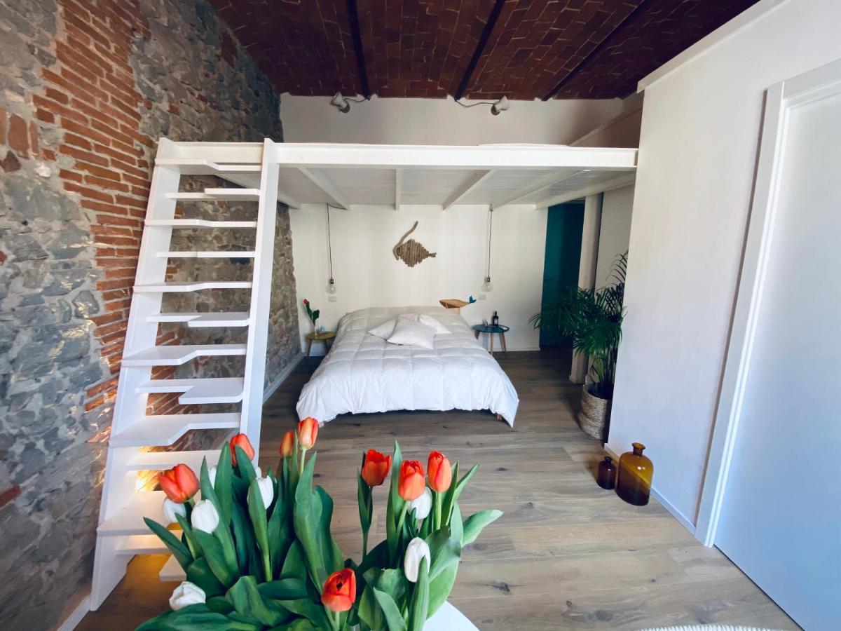 Civiconovantatre - New B&B San Vincenzo Bagian luar foto
