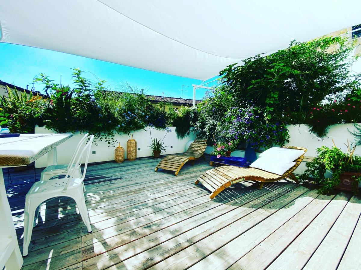 Civiconovantatre - New B&B San Vincenzo Bagian luar foto